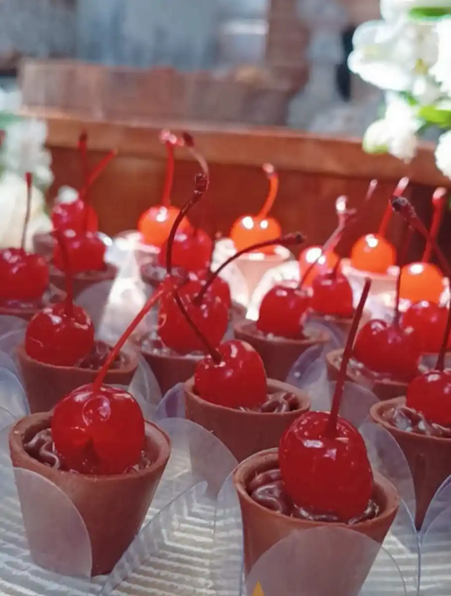 Copinho de cereja com ganache