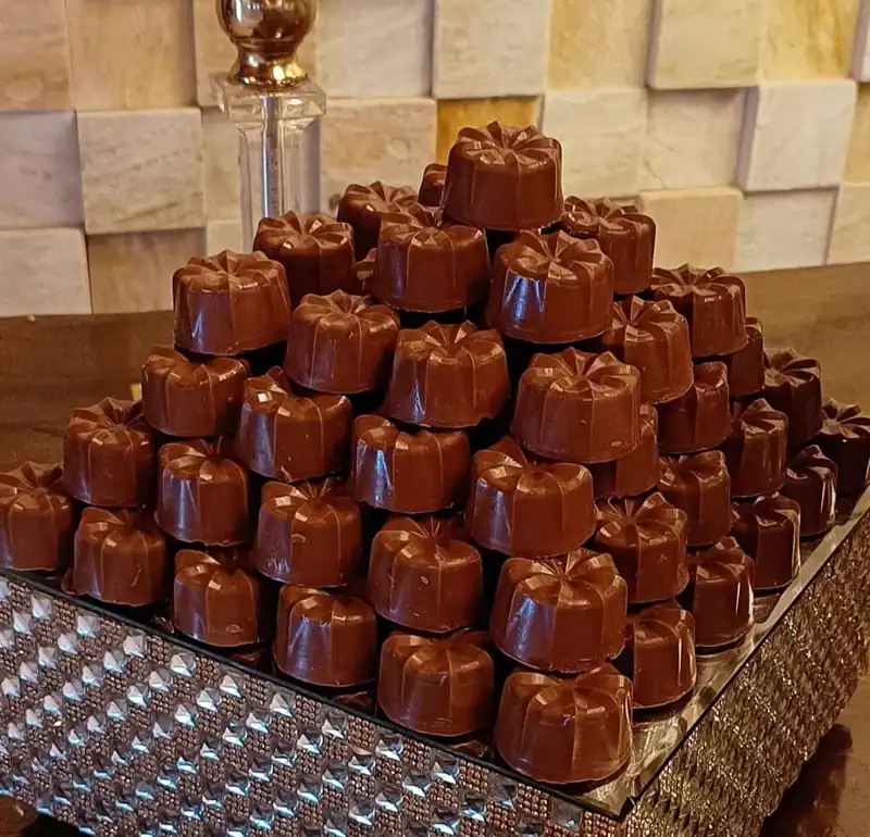 Mini Pão de Mel com recheio de doce de leite ou brigadeiro